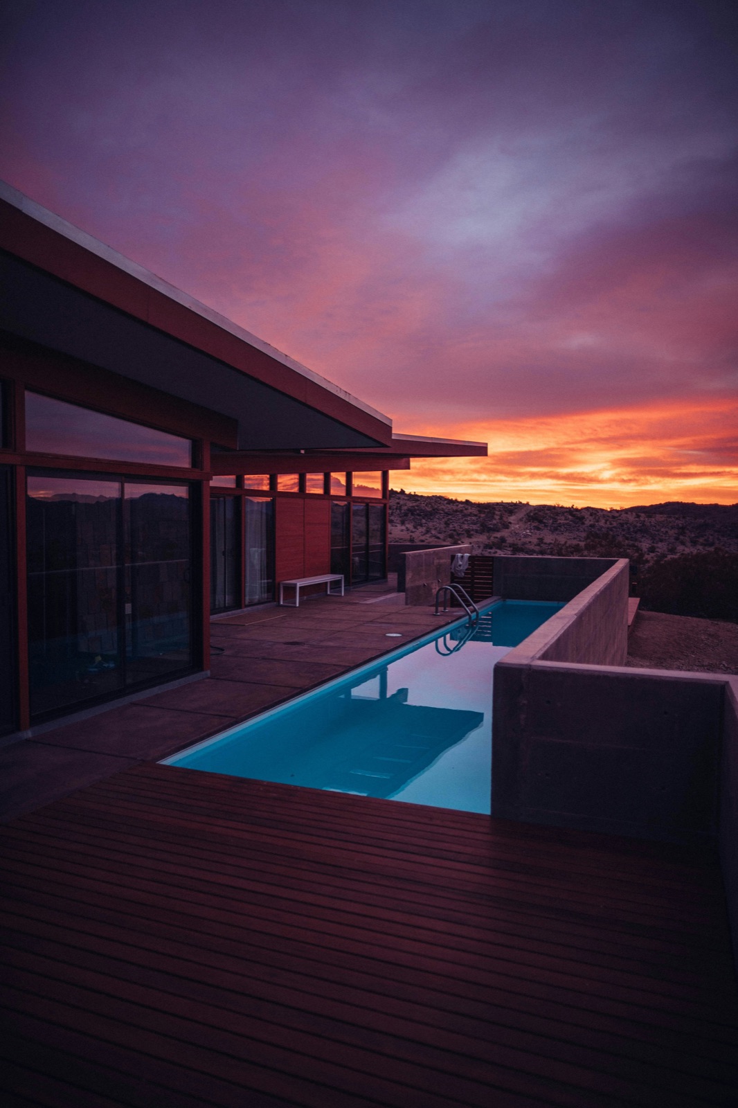 Extérieur au crépuscule